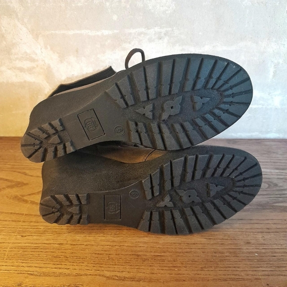 beige faux suede shearling 2010s y2k lace up ankle boot wedges, 6 - Picture 6 of 6